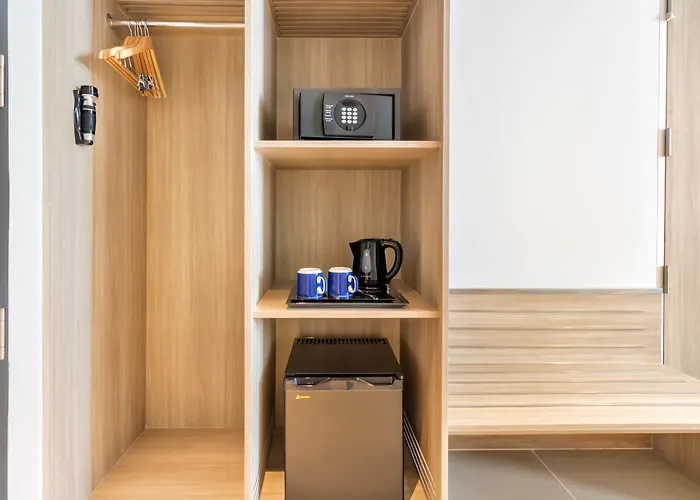 Hotel Express Soi Soonvijai By Ihg