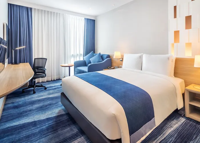 Express Soi Soonvijai By Ihg Hotel 4*
