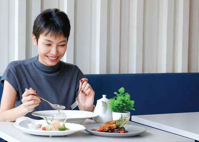 Express Soi Soonvijai By Ihg Hotel 4*