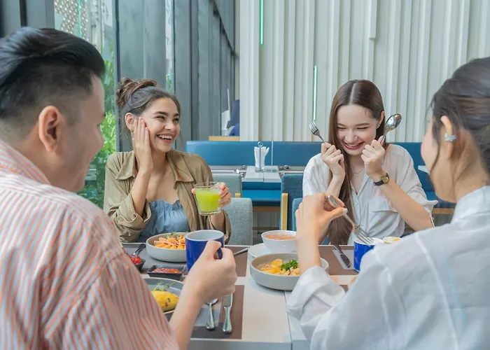 Express Soi Soonvijai By Ihg 4* Bangkok