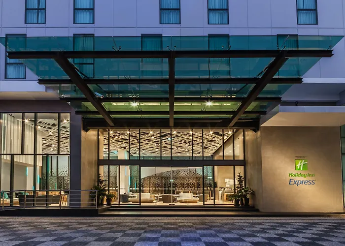 Hotel Express Soi Soonvijai By Ihg 4*