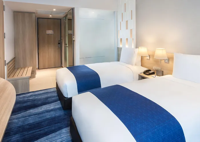 Express Soi Soonvijai By Ihg 4*