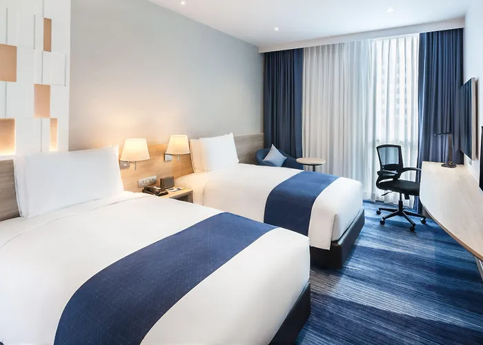 Hotel Express Soi Soonvijai By Ihg