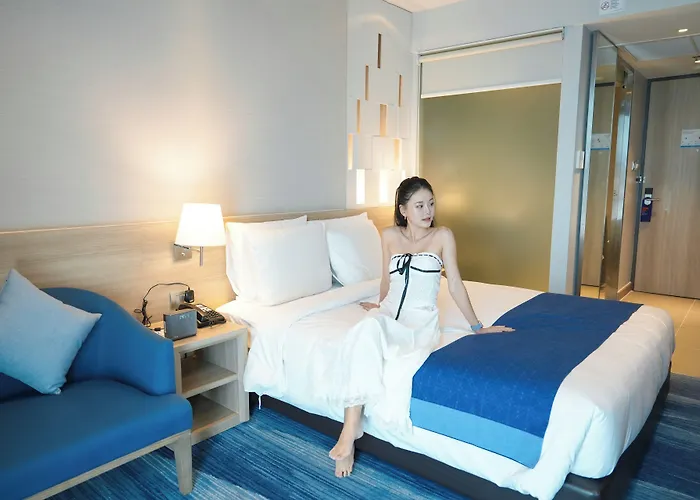 Hotel Express Soi Soonvijai By Ihg 4*