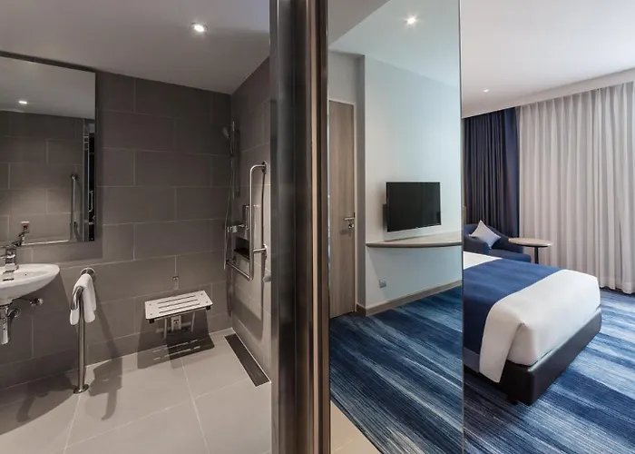Express Soi Soonvijai By Ihg Hotel 4*